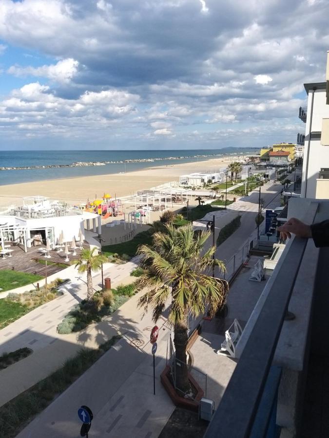 Hotel Ideal Rimini Exterior photo