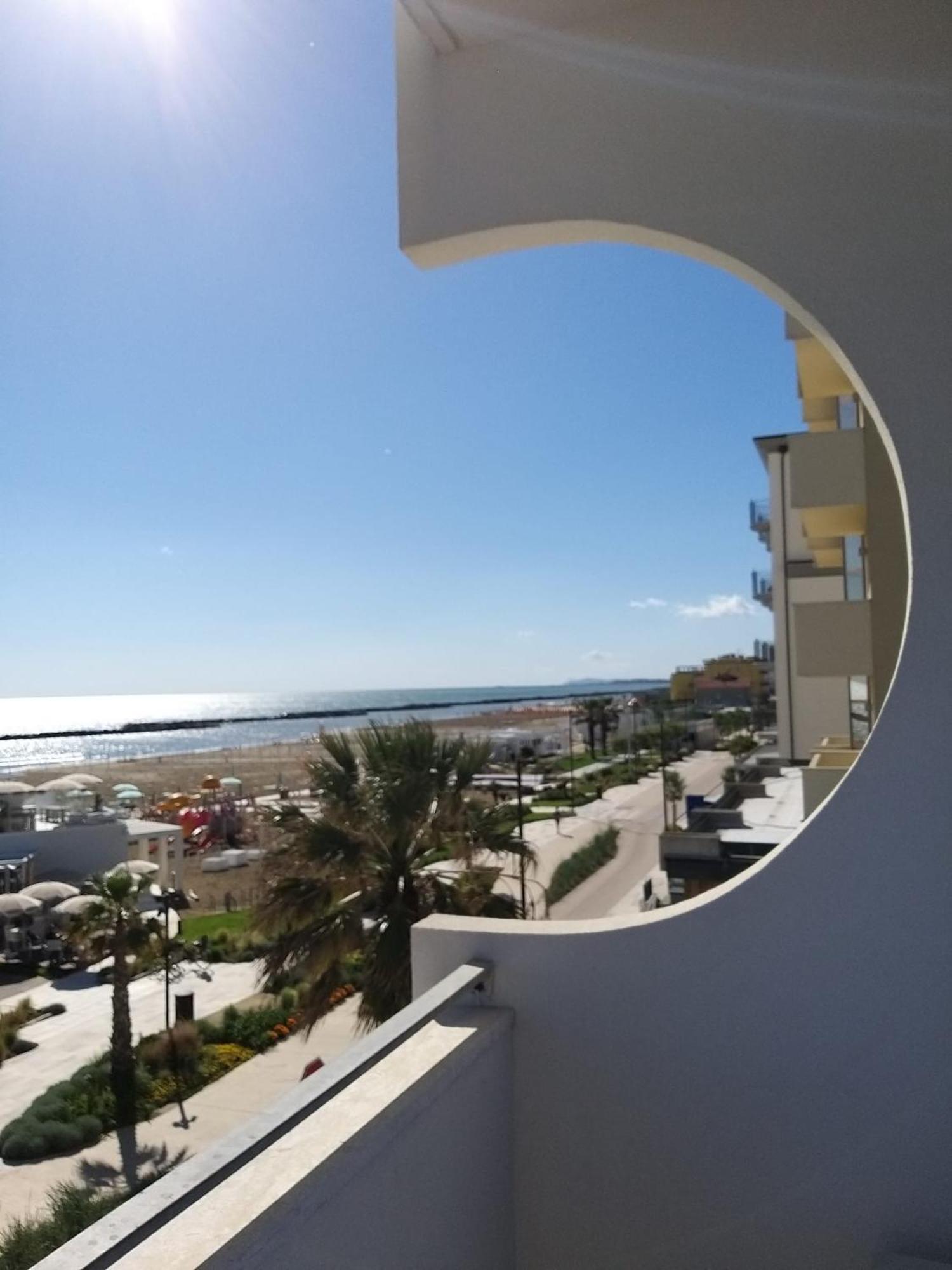 Hotel Ideal Rimini Exterior photo
