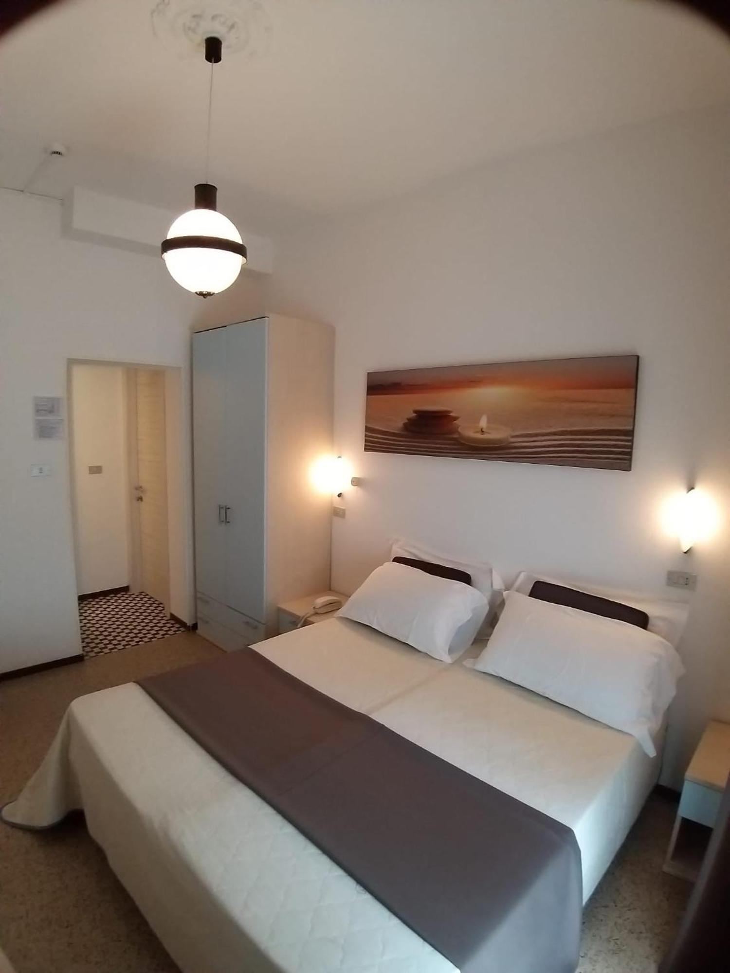 Hotel Ideal Rimini Exterior photo