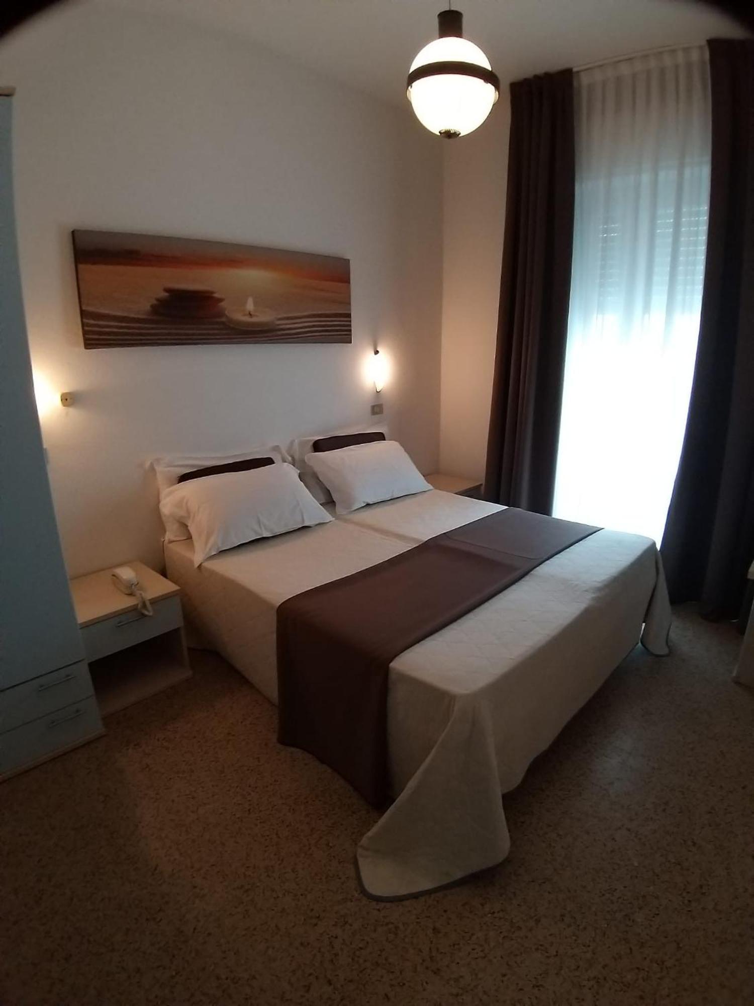 Hotel Ideal Rimini Exterior photo