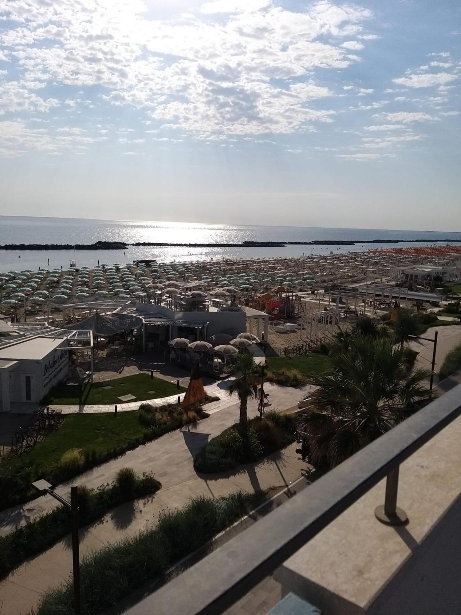 Hotel Ideal Rimini Exterior photo