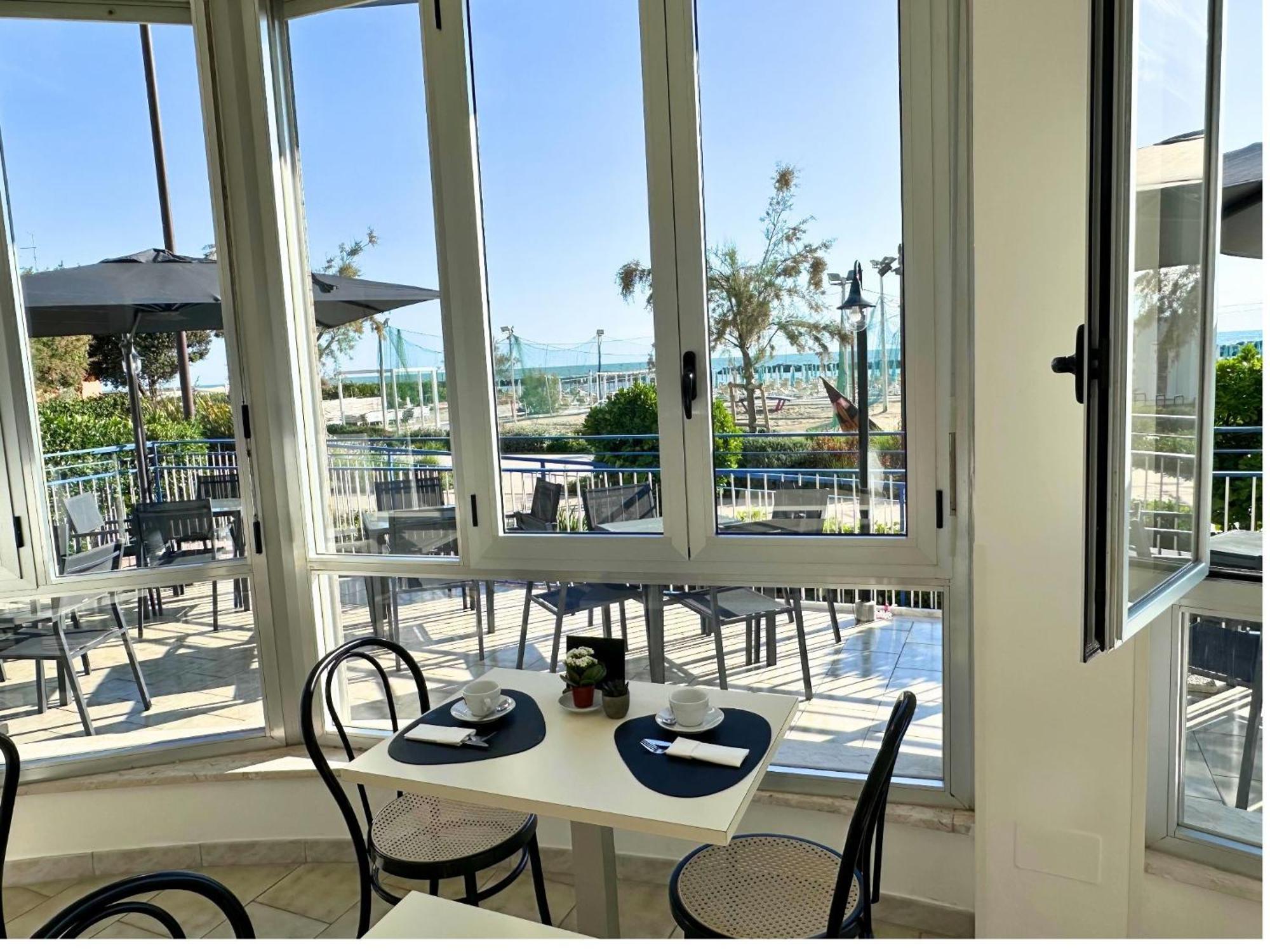 Hotel Ideal Rimini Exterior photo